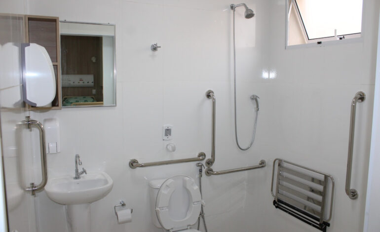 Santa Casa de Marília inaugurou reforma de 46 leitos da Ala de Internação SUS.