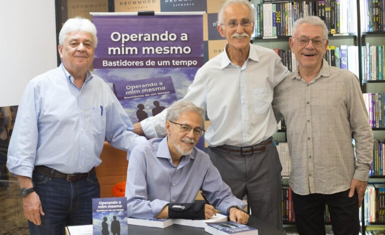 Médico especialista em transplante de fígado que iniciou a carreira na Santa Casa lança livro em Marília.