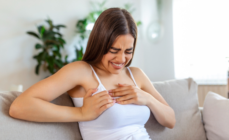 Infarto em mulheres pode ter sintomas diferentes e passar despercebido: conheça os sinais