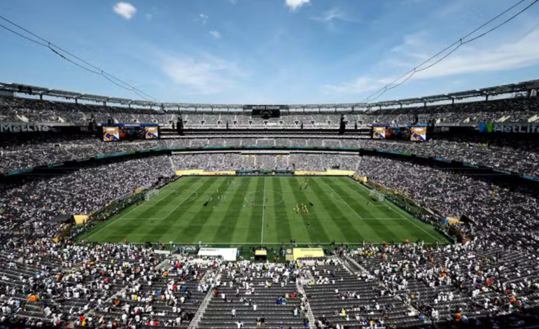 Entidades Médicas Criticam Decisão da Fifa de Proibir Garrafas Reutilizáveis na Copa de 2026 em Meio a Ondas de Calor