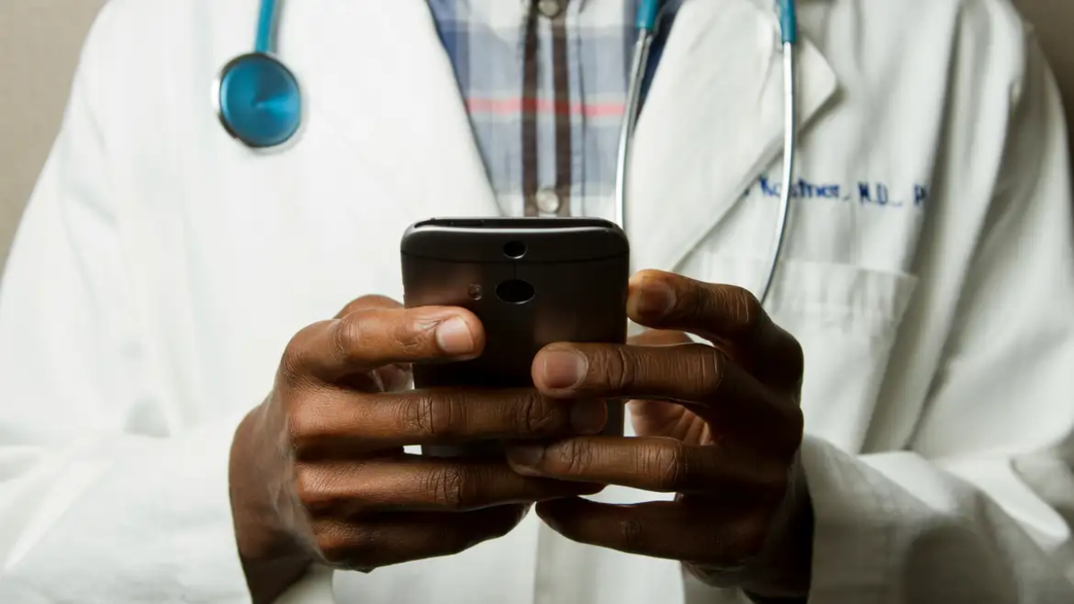 Enamed será requisito para exercício da medicina no Brasil