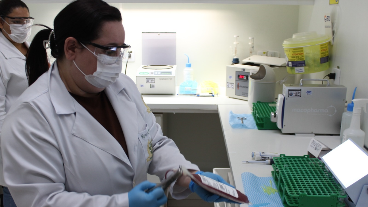 Agência Transfusional da Santa Casa de Marília realiza trabalho de estímulo à doação de sangue durante o Junho Vermelho