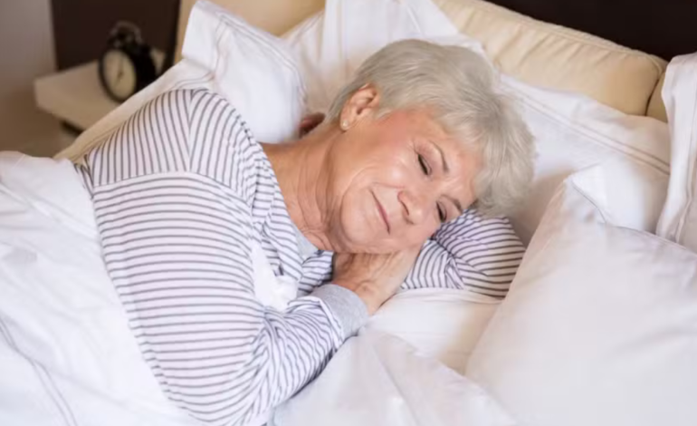 Qual é o melhor horário para começar o dia depois dos 60 anos? Especialistas respondem