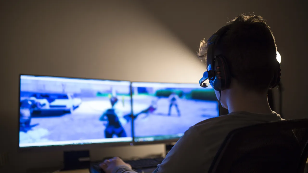Vício em games: estudo da Unesp mostra que tempo de tela sozinho não indica dependência