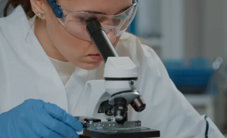 O sintoma de câncer de intestino que 4 em 10 brasileiros preferem não investigar