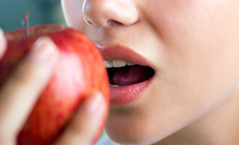 O que acontece com o corpo se você comer uma maçã todos os dias?