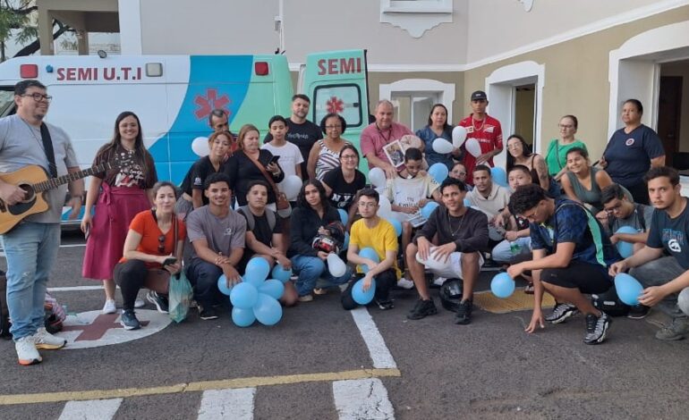 Após dois meses de luta, jovem vítima de acidente recebe alta da Santa Casa de Marília cercado pelo carinho da família e gratidão à equipe