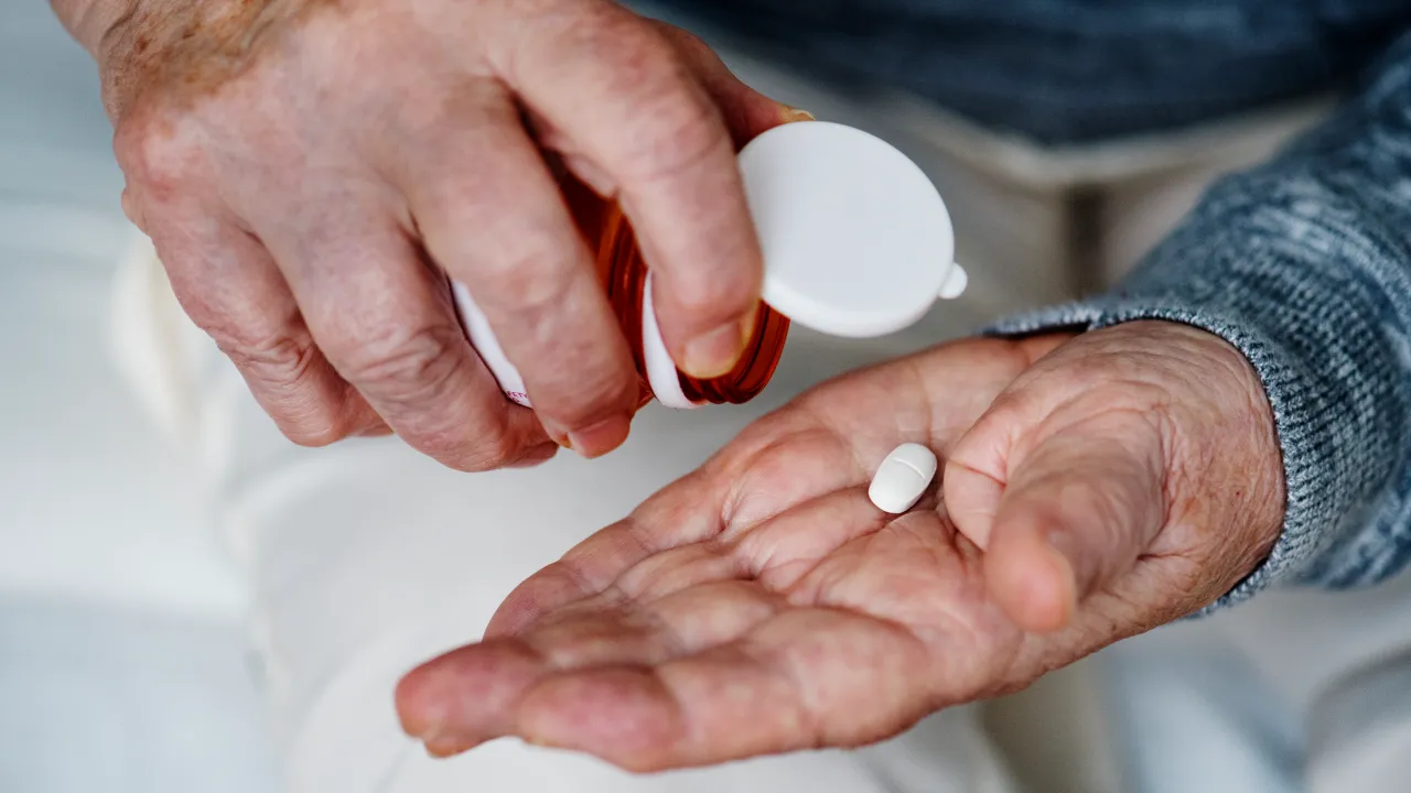 Estudo alerta que idosos acima de 70 anos podem estar ingerindo níveis insuficientes de vitamina B12