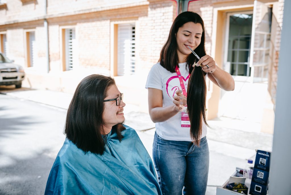 Cabelegria realiza ação de arrecadação de cabelo em SP nos dias 1º e 2 de outubro | revistasaudeemforma.com.br DSC 0773.JPGg 1024x684