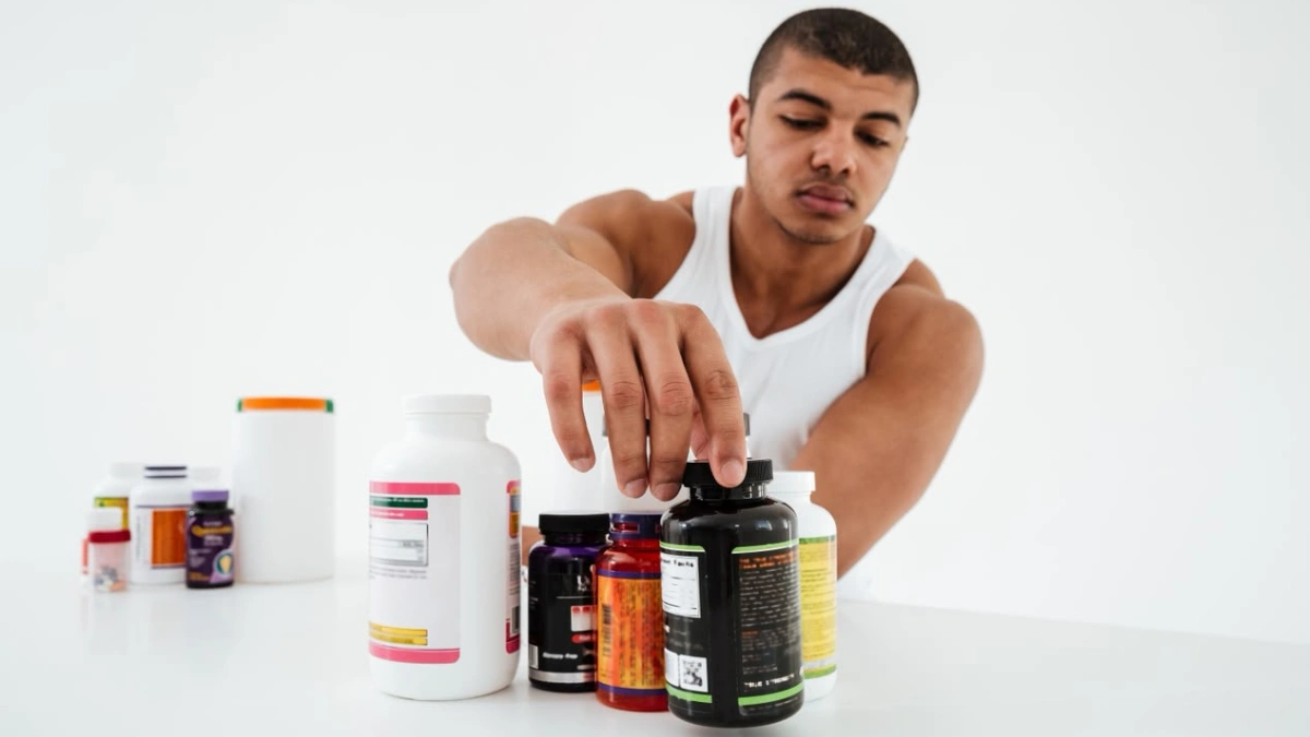 Suplementos do dia a dia podem fazer mal aos rins? Especialista explica os cuidados