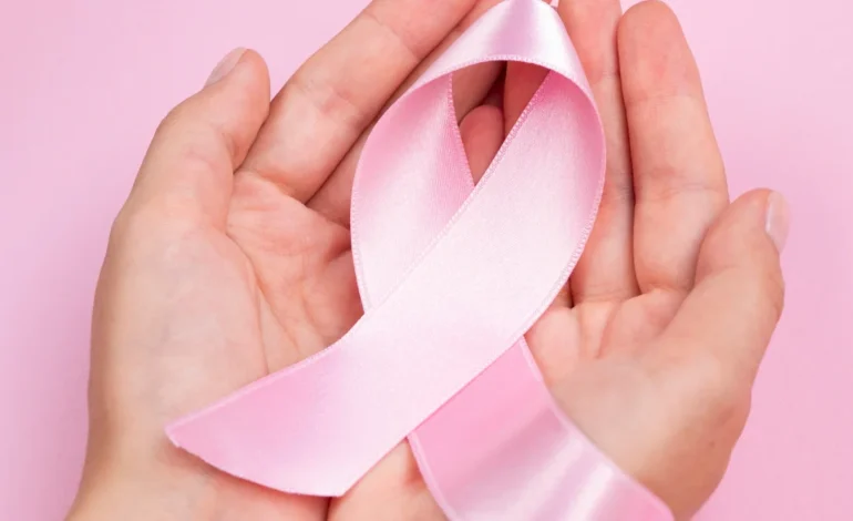 Outubro Rosa: aprenda a reconhecer 4 sintomas do câncer de mama para o diagnóstico precoce