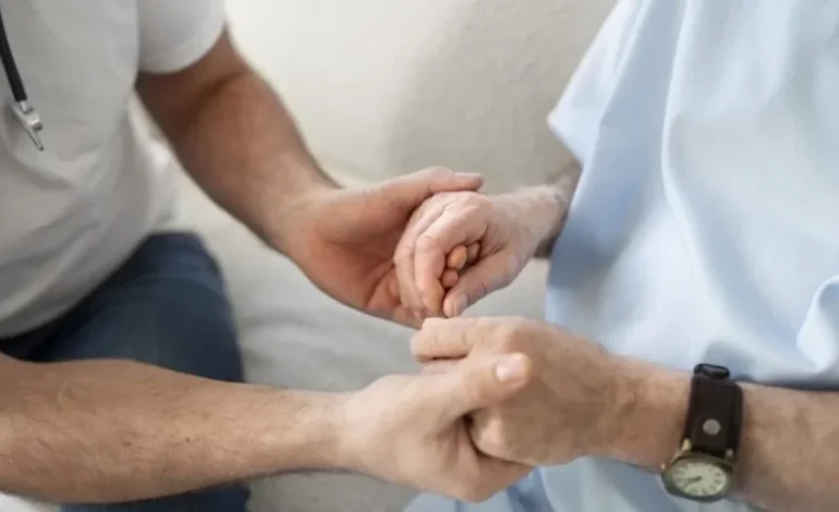 EUA aprovam novo remédio para Parkinson com menor risco de comportamentos compulsivos